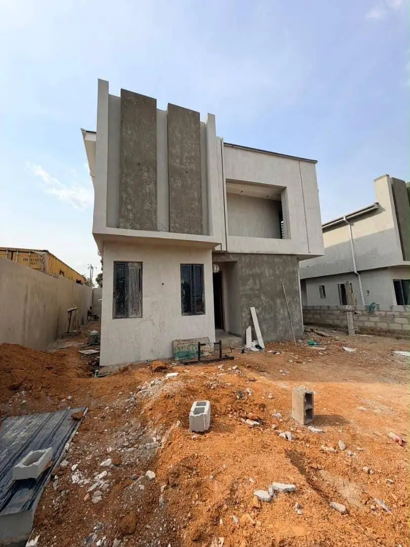 4-bedroom Detached Duplex
