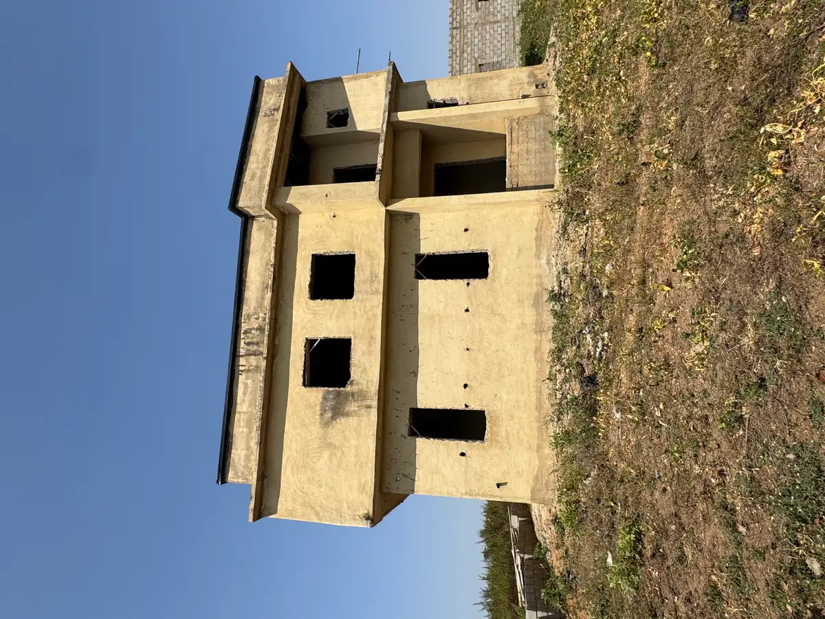 5-bedroom Detached Duplex - Image 1