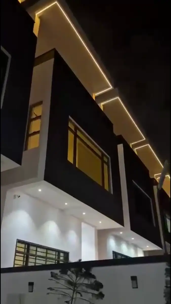 4-bedroom Semi Duplex
