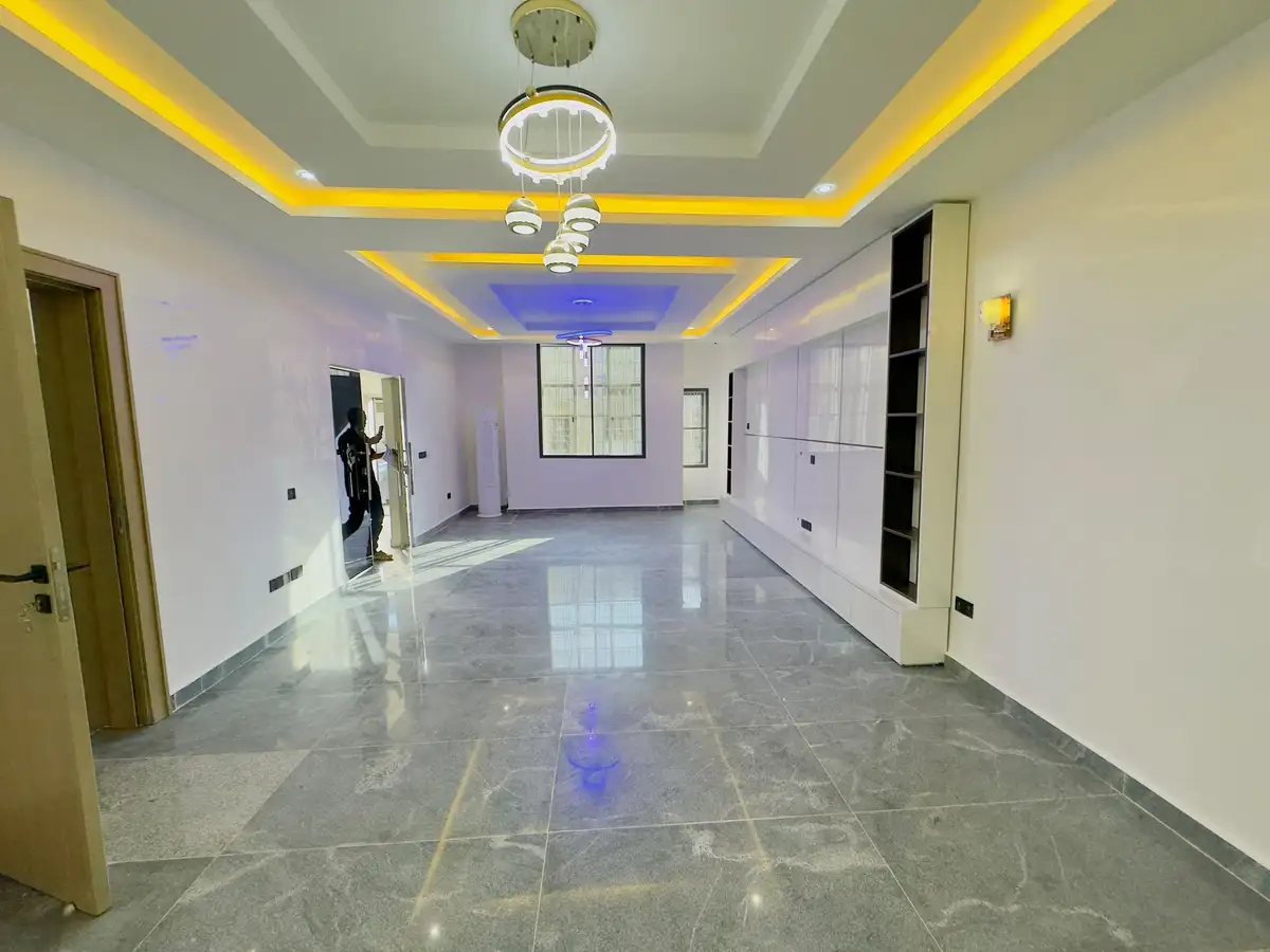 Onups property