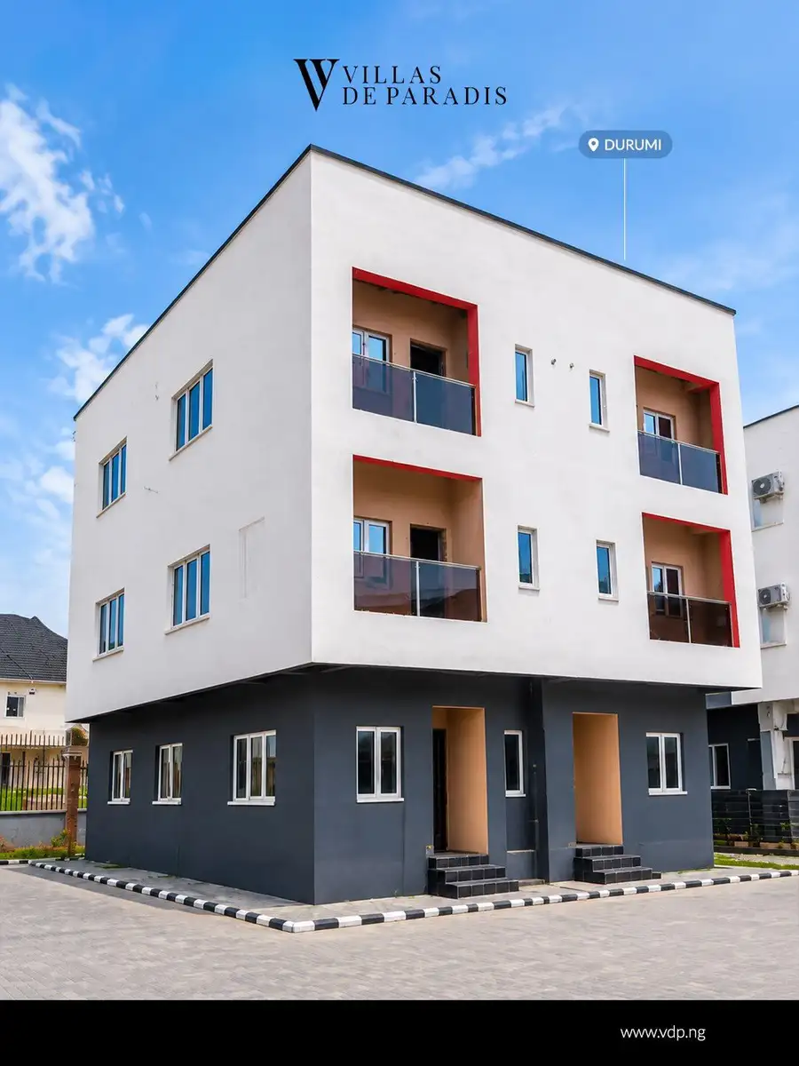 6-bedroom Flat - Image 1