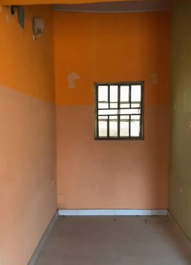 1 Bedroom Terrace for sale