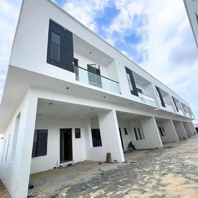 4-bedroom Terrace