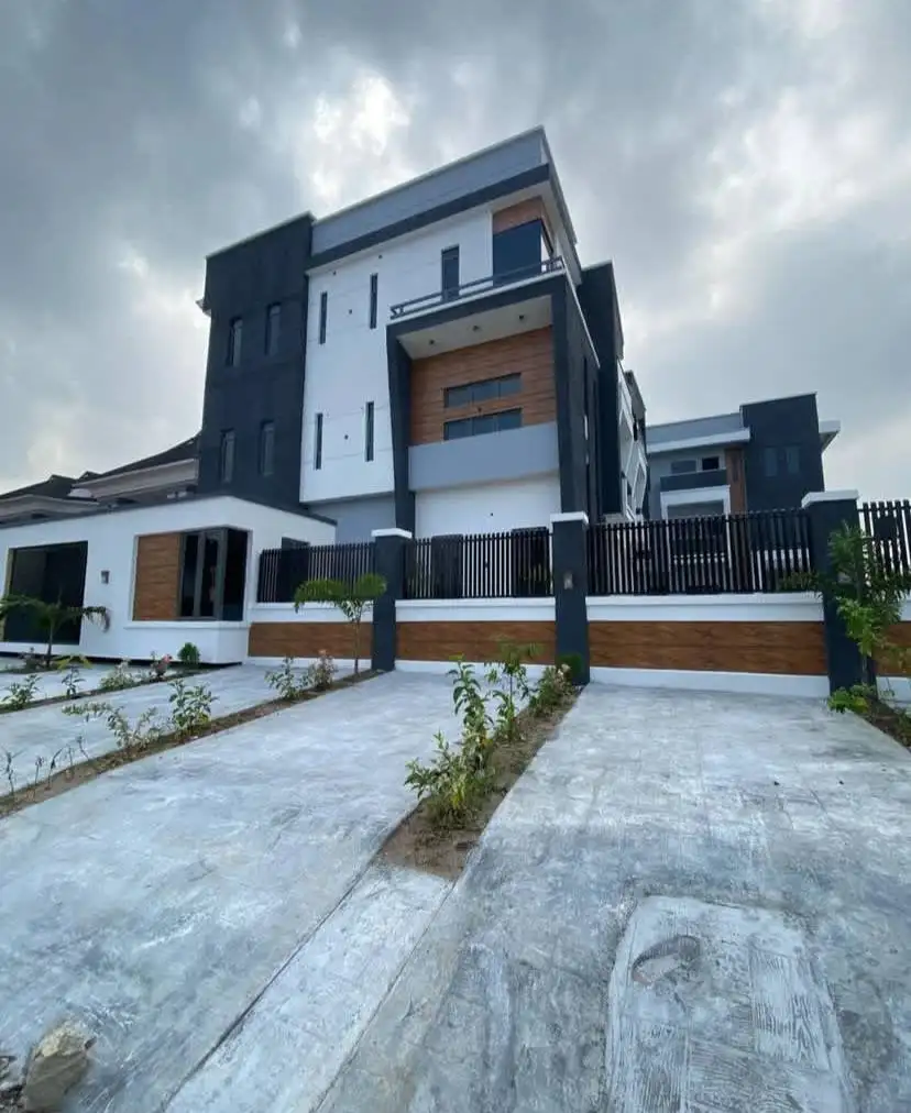 2-bedroom Flat