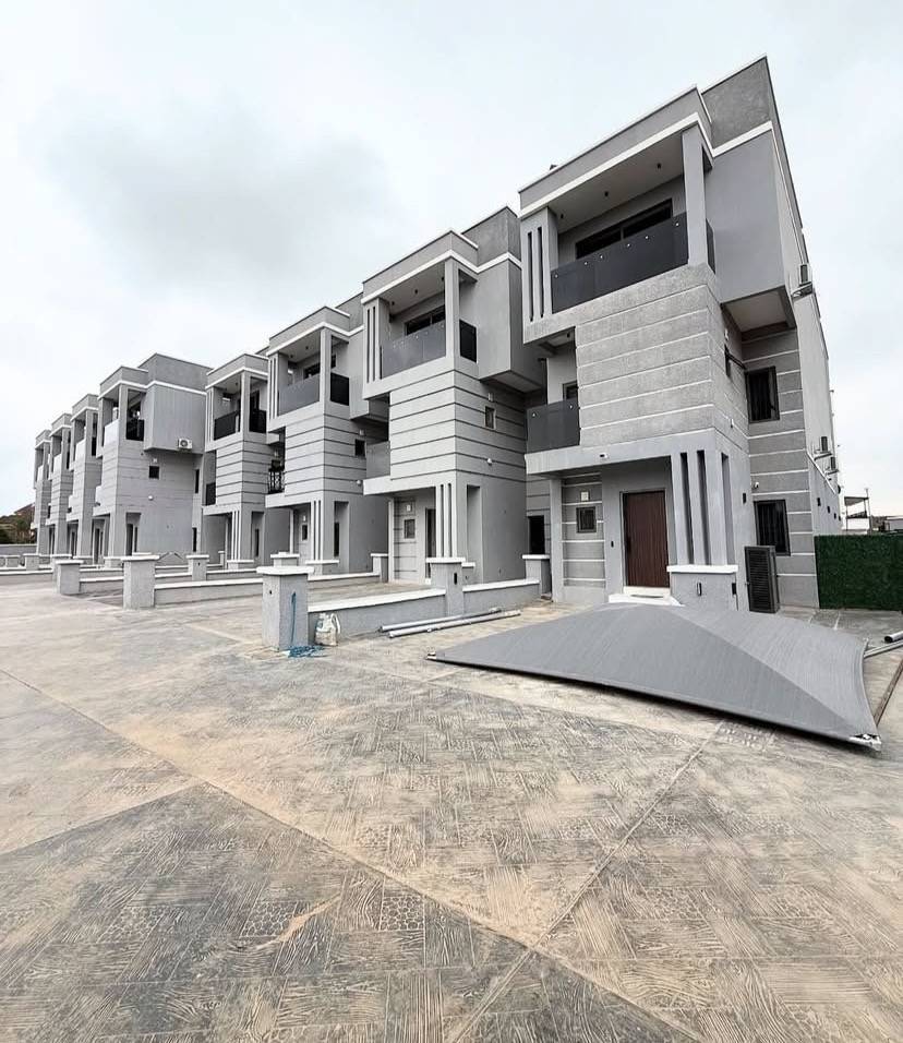 4-bedroom Terrace