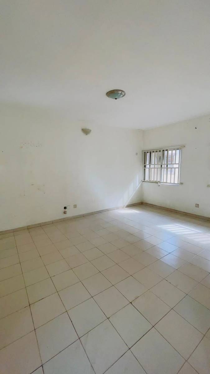 1-bedroom Flat